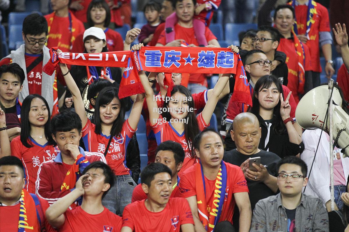 红红火火！国内足球比赛精彩纷呈