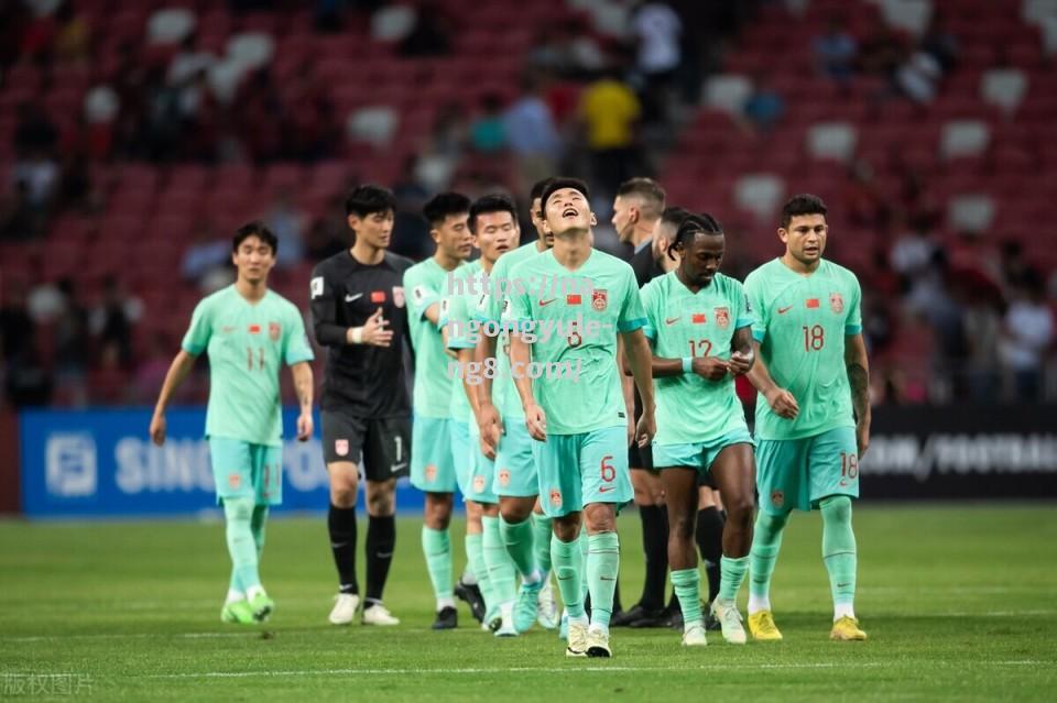 赛场上的大战，胜负难分，谁将无敌？